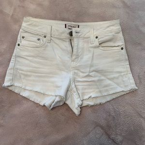 Aritzia Sunday best white shorts
